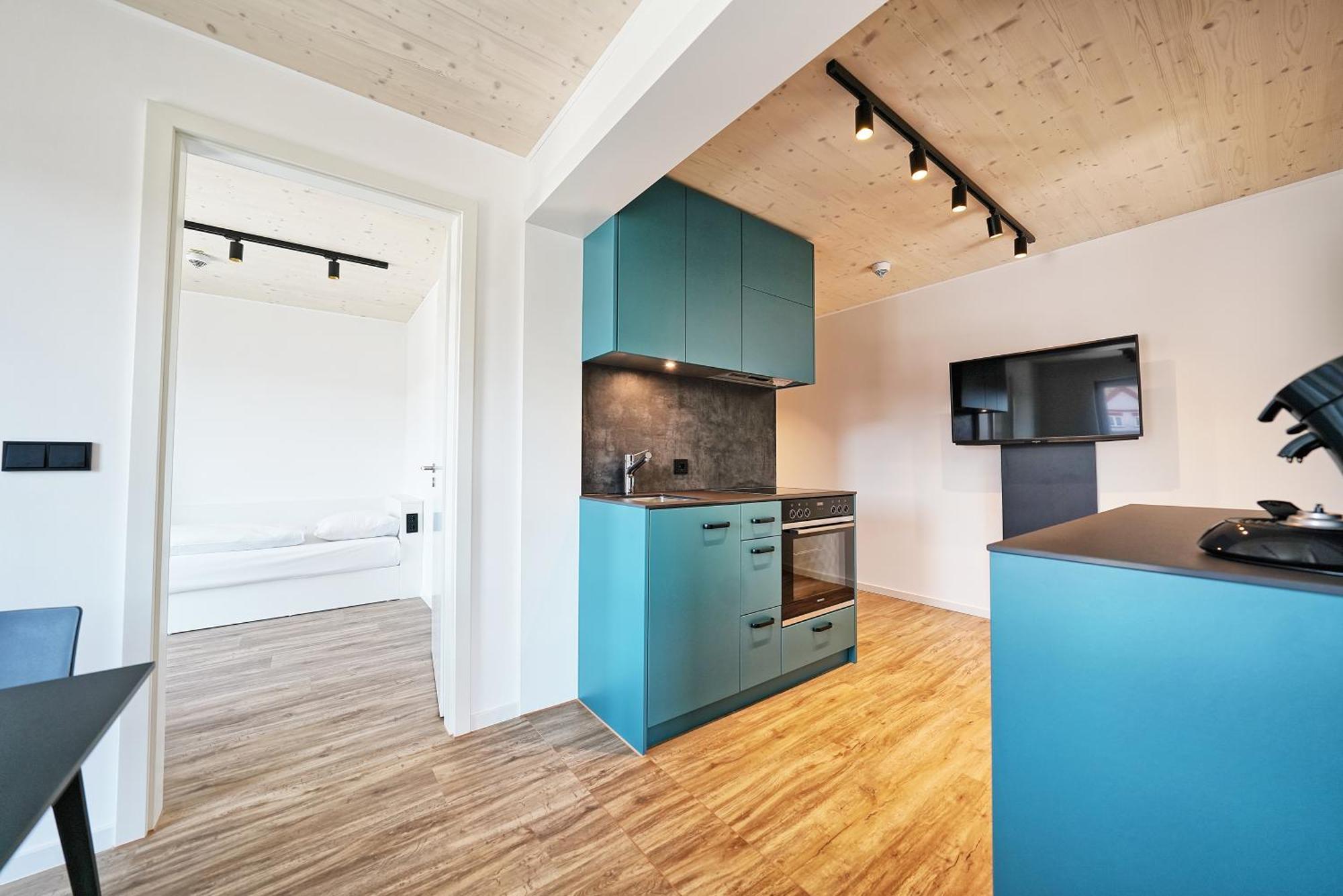 Timber One Boardinghouse Dorfen Aparthotel ภายนอก รูปภาพ