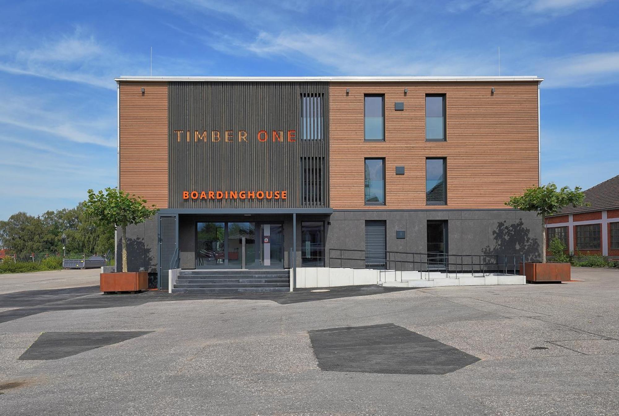 Timber One Boardinghouse Dorfen Aparthotel ภายนอก รูปภาพ